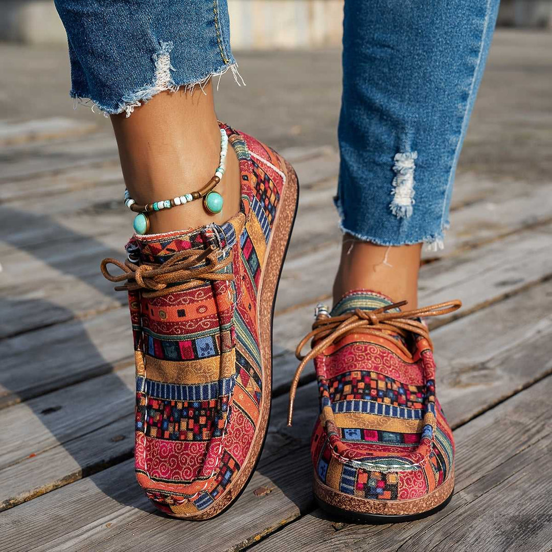 NOVAE Aussies | Fashionable long distance walkers