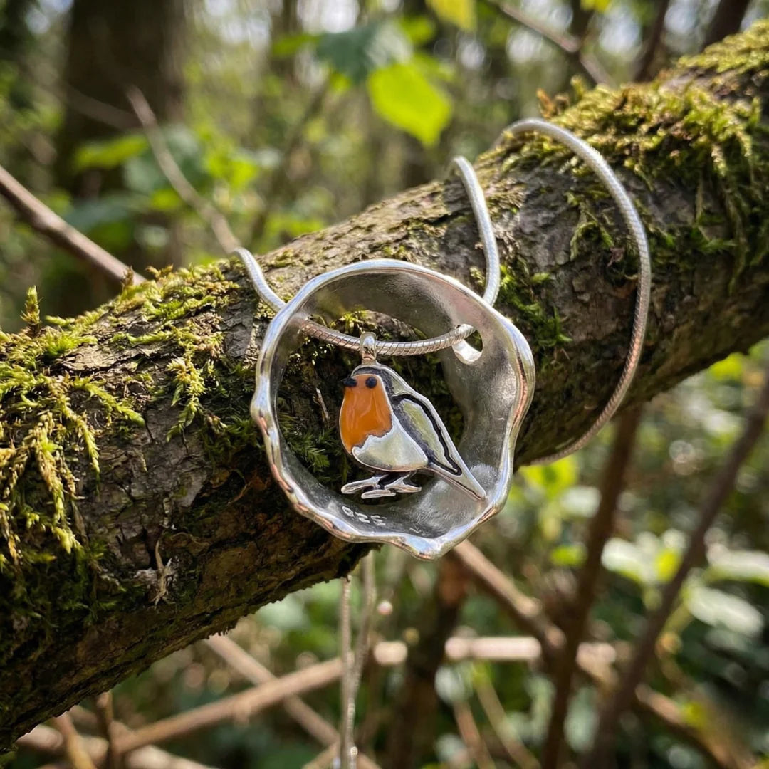 Robin Embrace Necklace