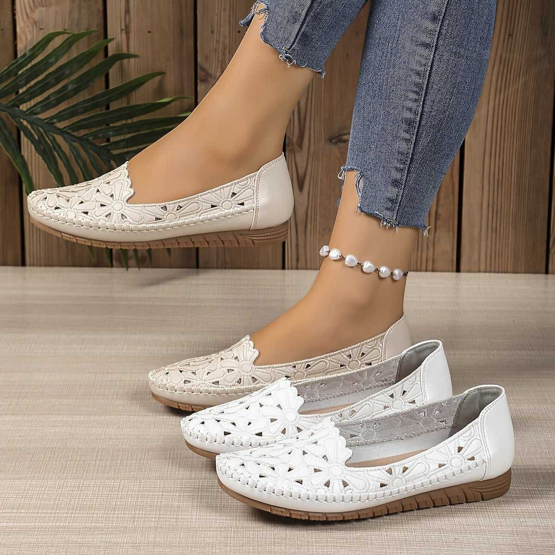 NOVAE | Comfortable, fashionable orthopaedic shoes with cut-outs
