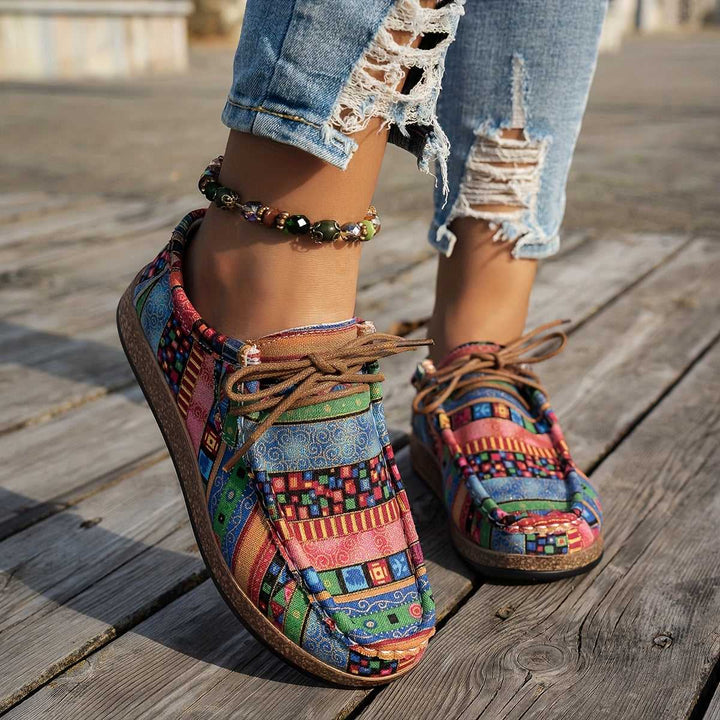 NOVAE Aussies | Fashionable long distance walkers