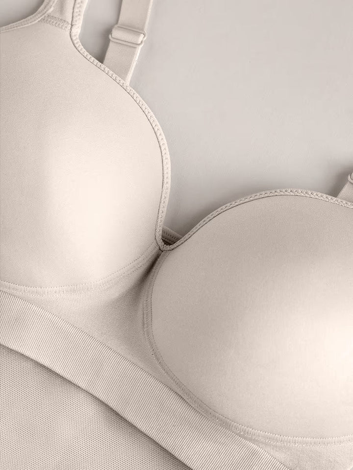 Noelia | Shaping T-shirt with built-in bra
