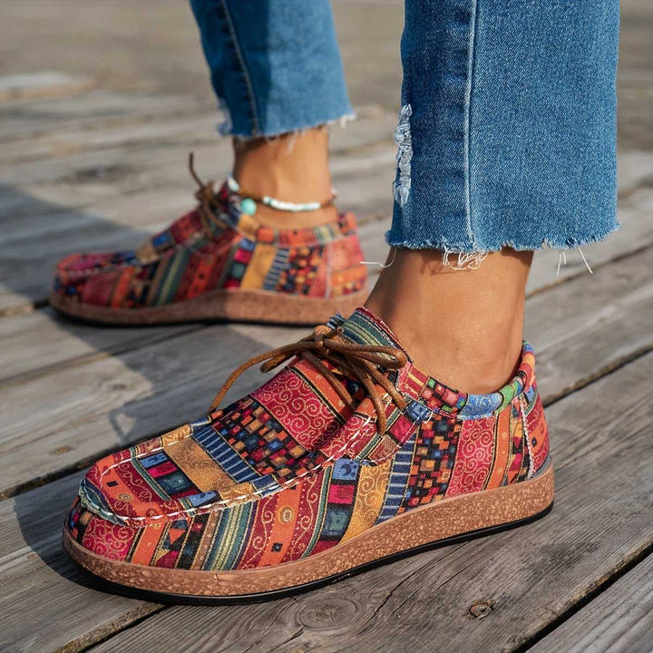 NOVAE Aussies | Fashionable long distance walkers
