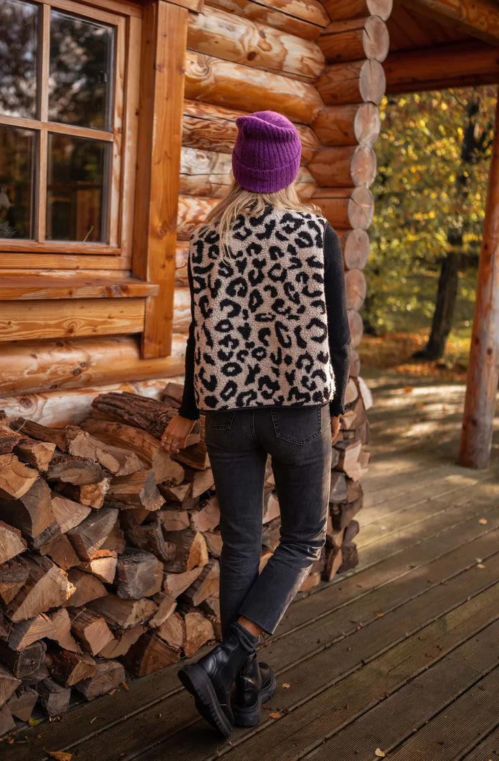LIV | The Leopard Knitted Waistcoat