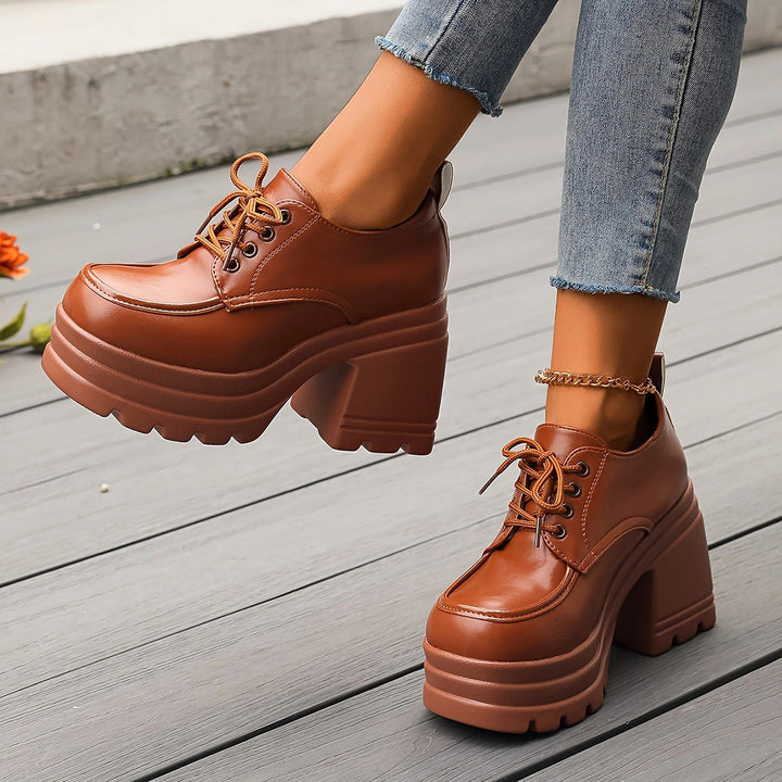 Erla Platform Shoes