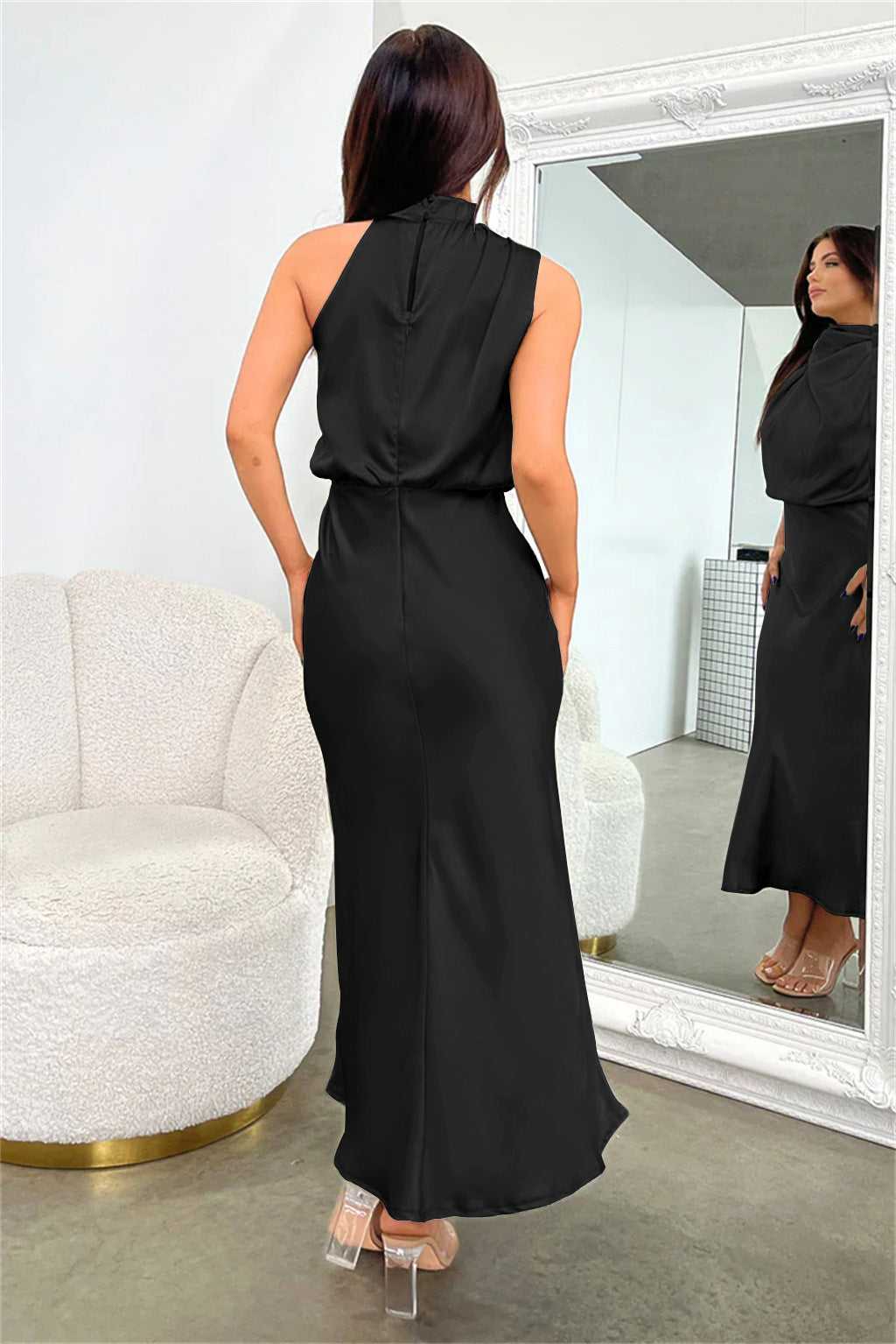 Lydia | Long dress with halter neck