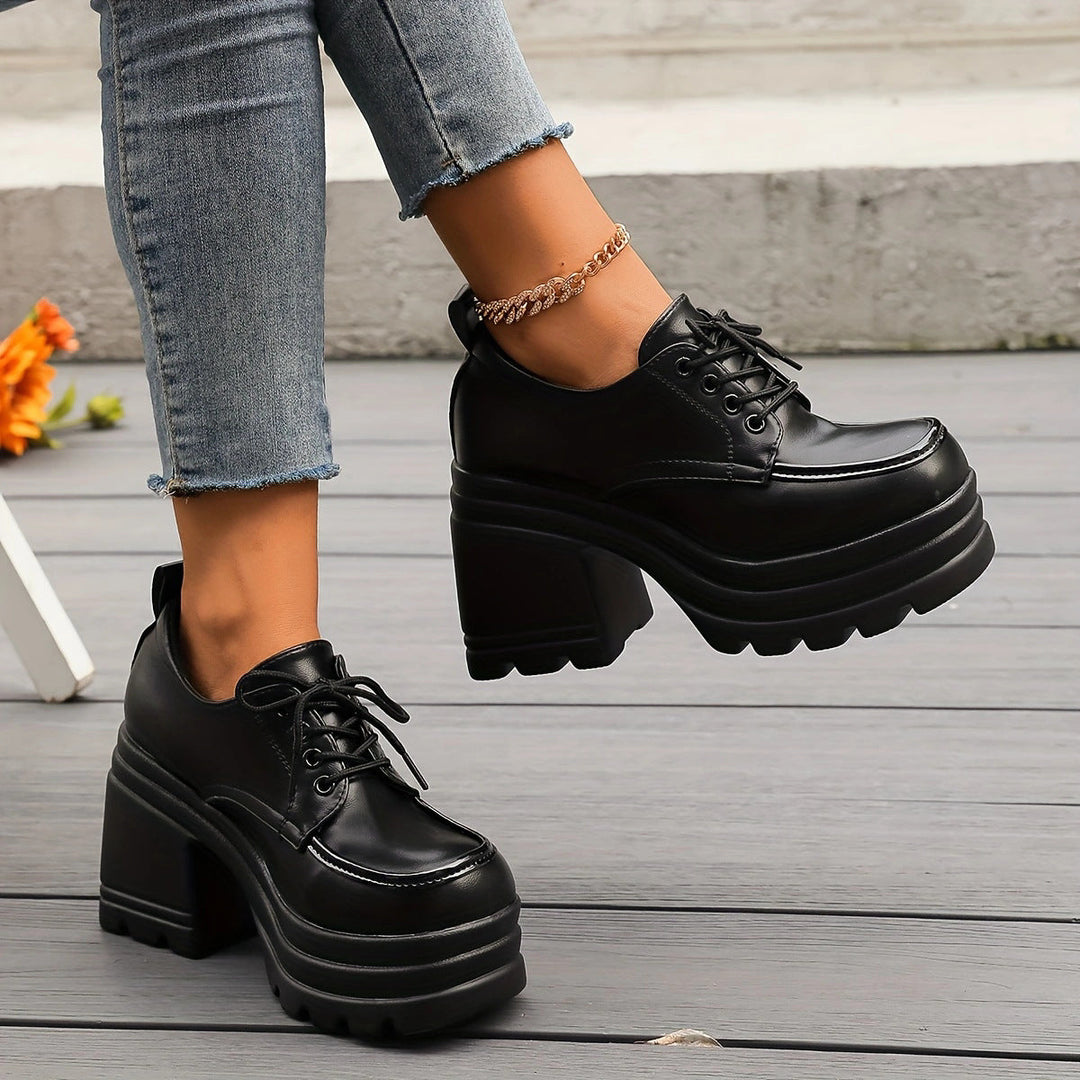 Erla Platform Shoes