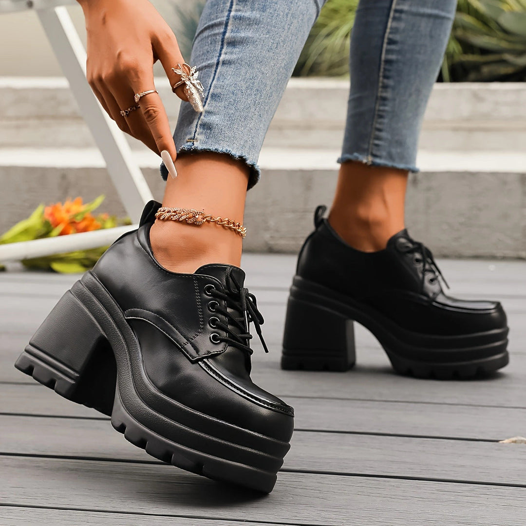 Erla Platform Shoes