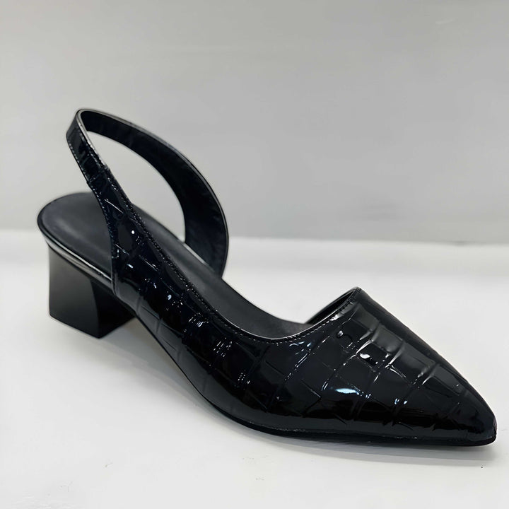 Low-heeled pumps with open heels