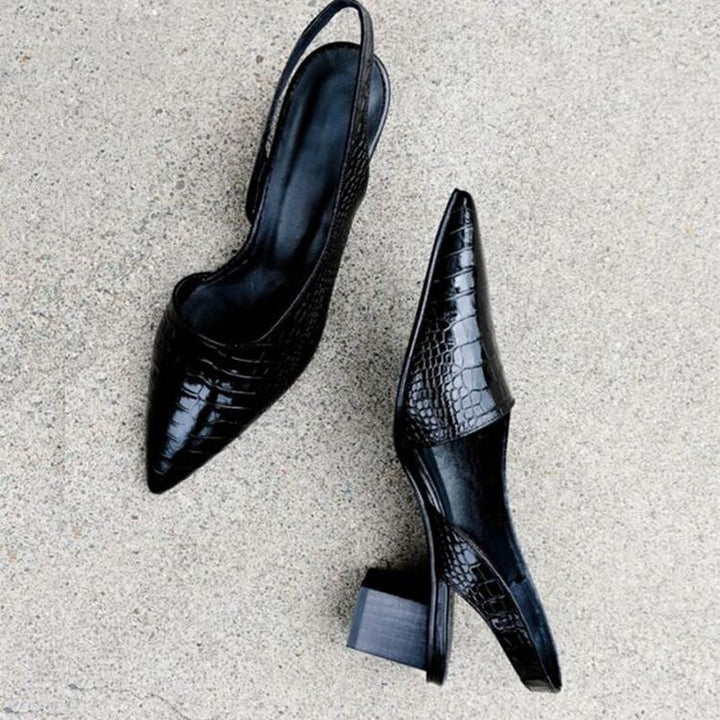 Low-heeled pumps with open heels