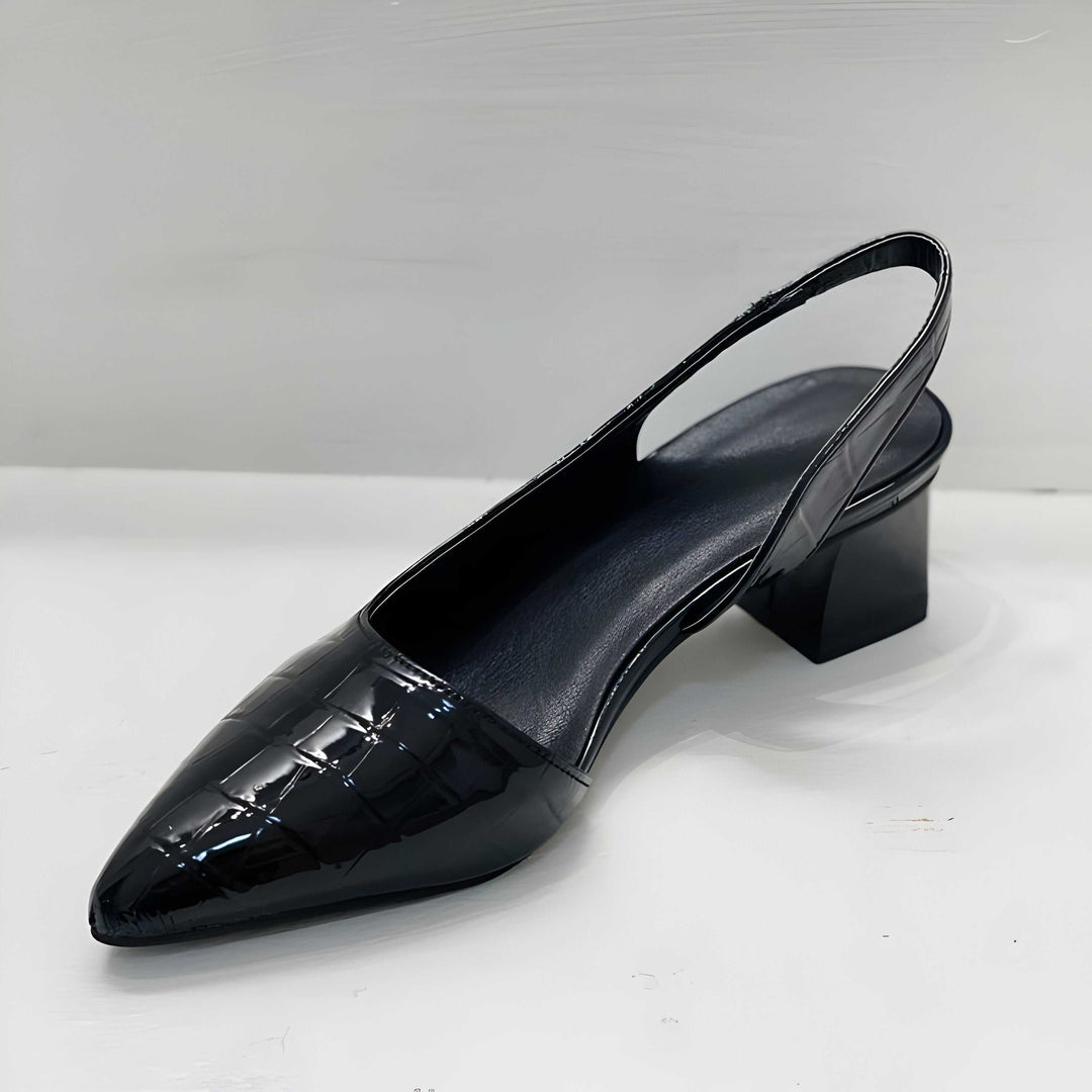 Low-heeled pumps with open heels