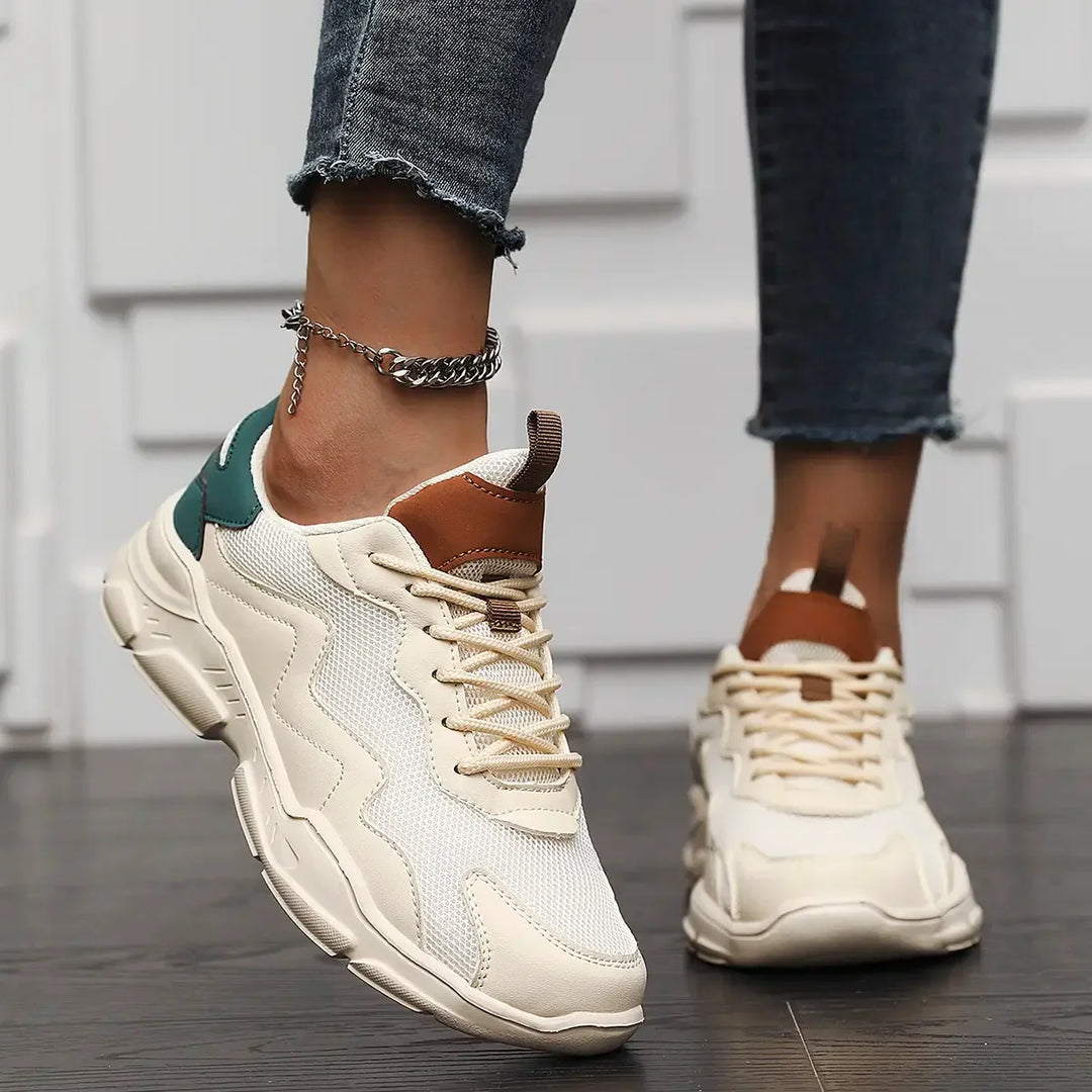Layla Sneakers