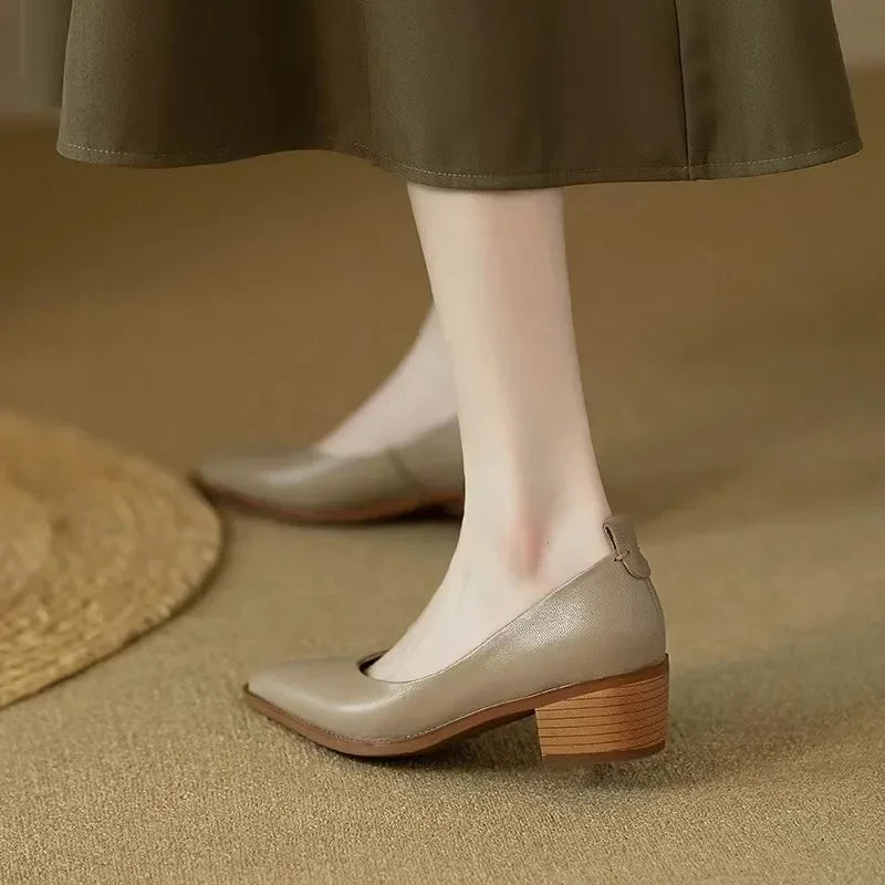 Lexy Pumps