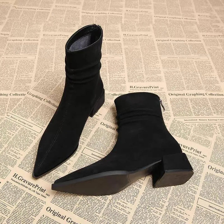 Elia Boots