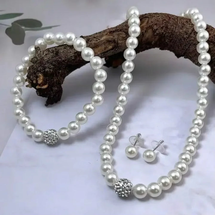 Luminous Pearl Dreams Jewellery Collection