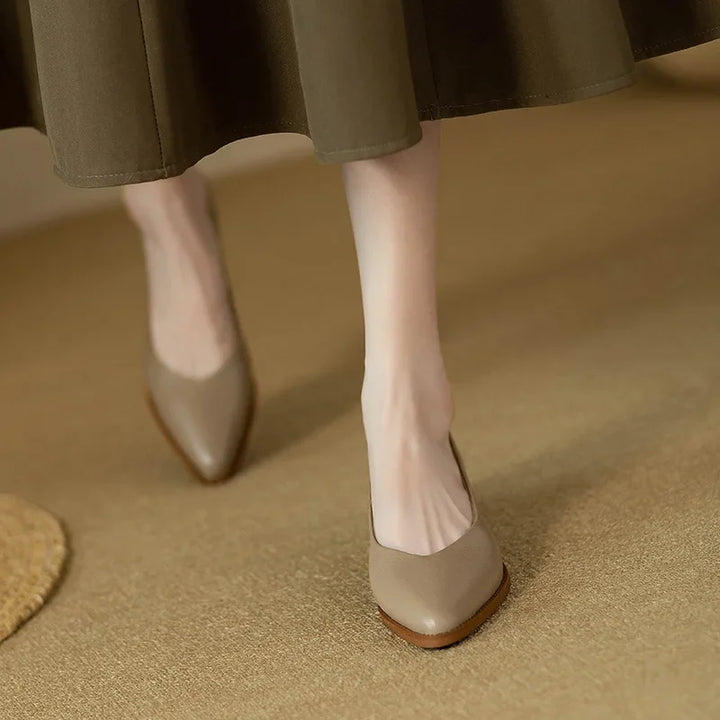 Lexy Pumps
