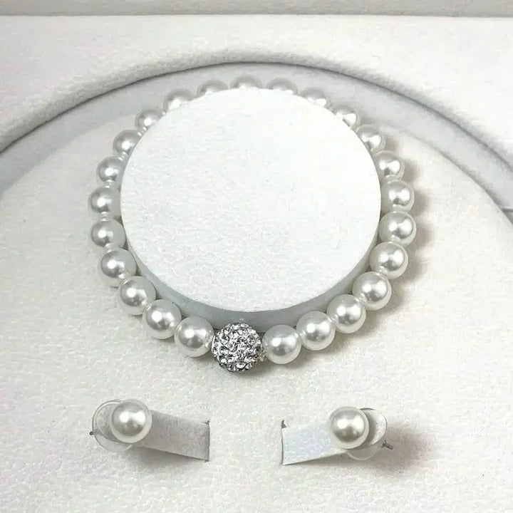 Luminous Pearl Dreams Jewellery Collection