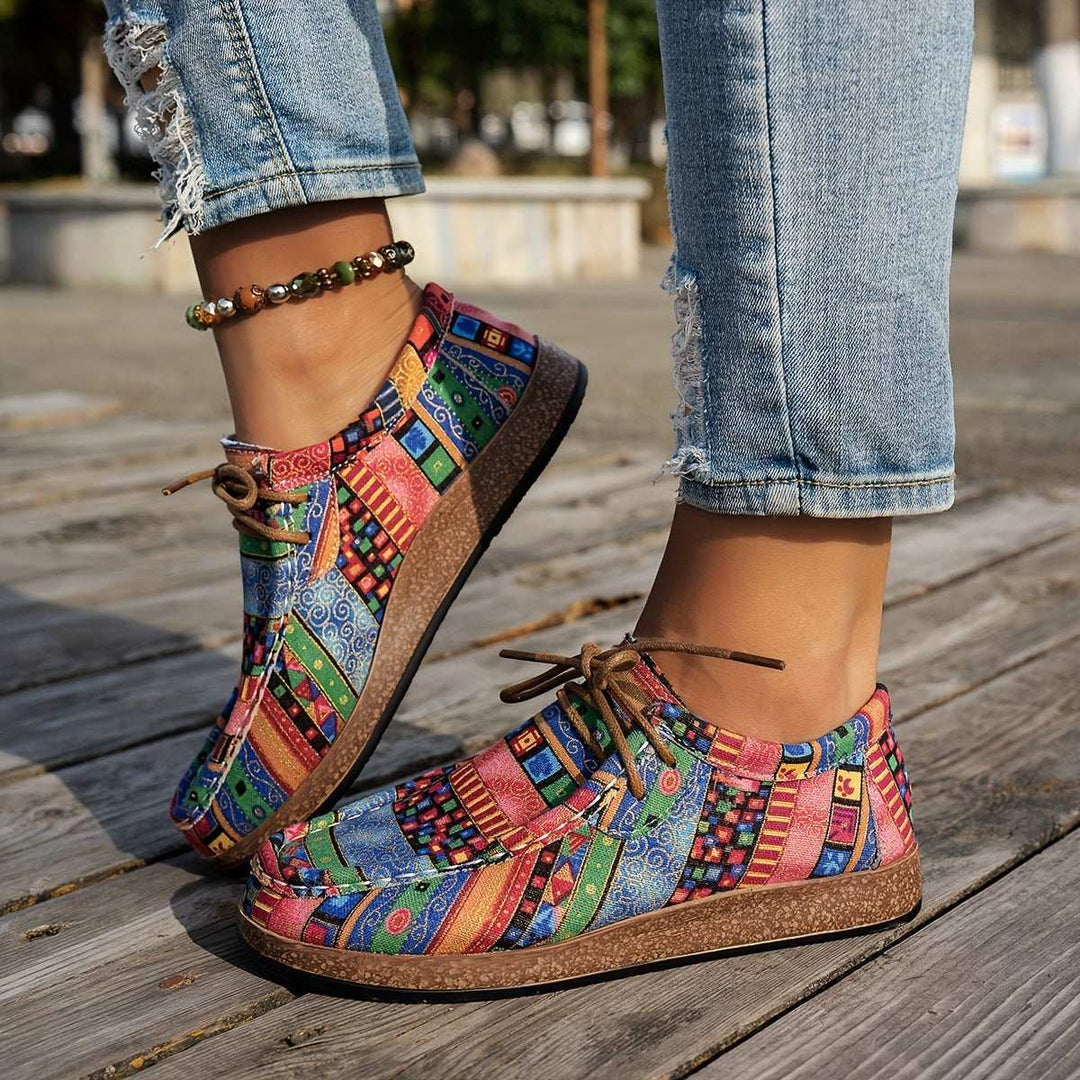 NOVAE Aussies | Fashionable long distance walkers
