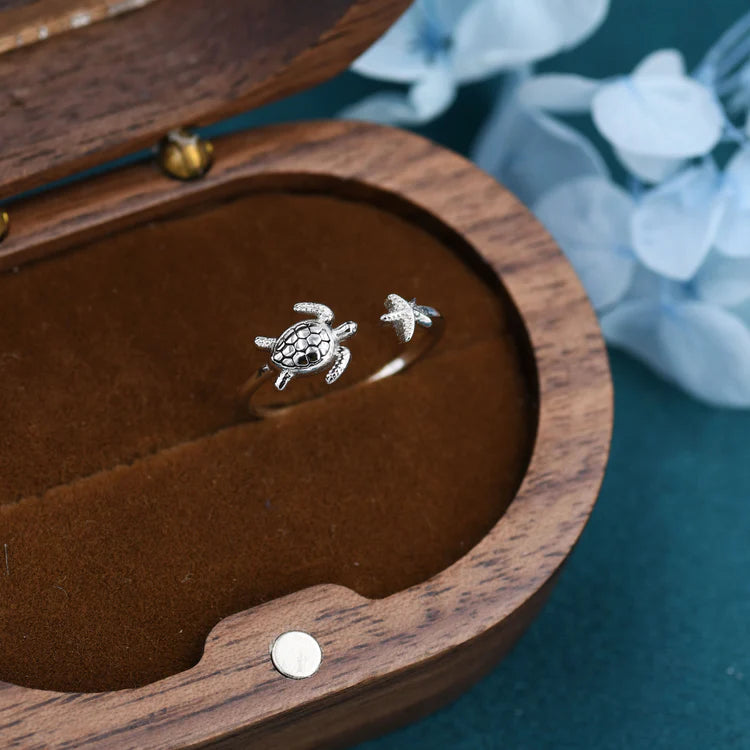 Ocean Harmony Turtle and Starfish Ring
