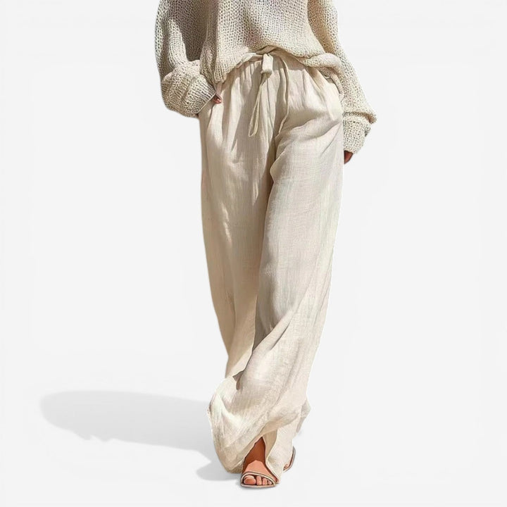 Neri™ Soft Knit Cut-Out