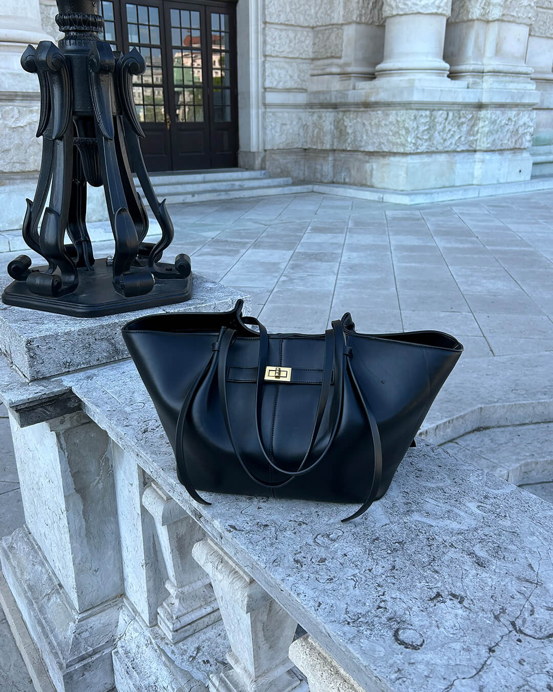 Valencia | Luxe Shopper