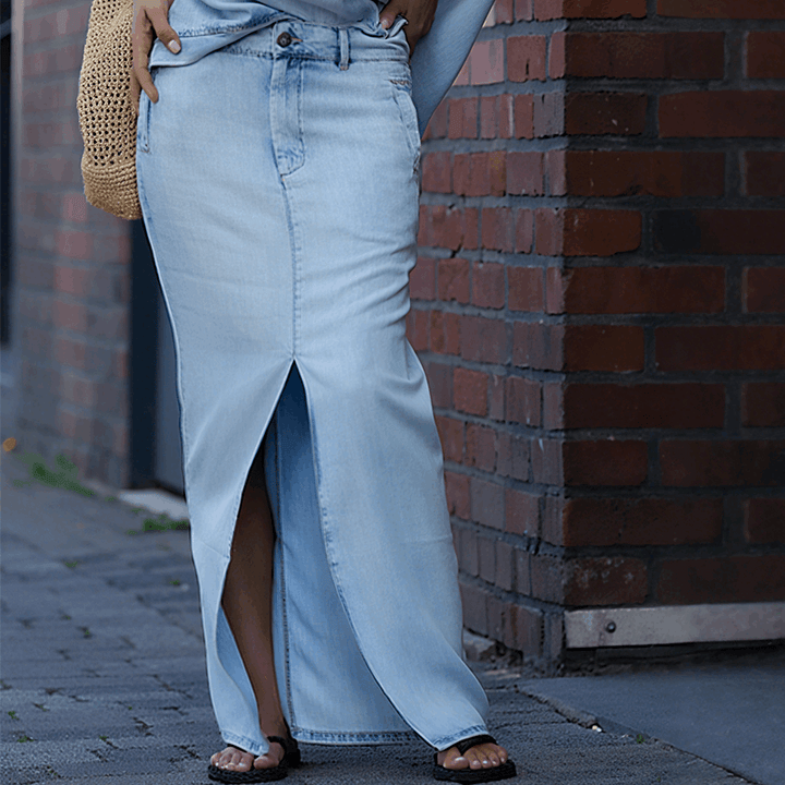 NOVAE | Diagonal shoulder top with split denim maxi skirt