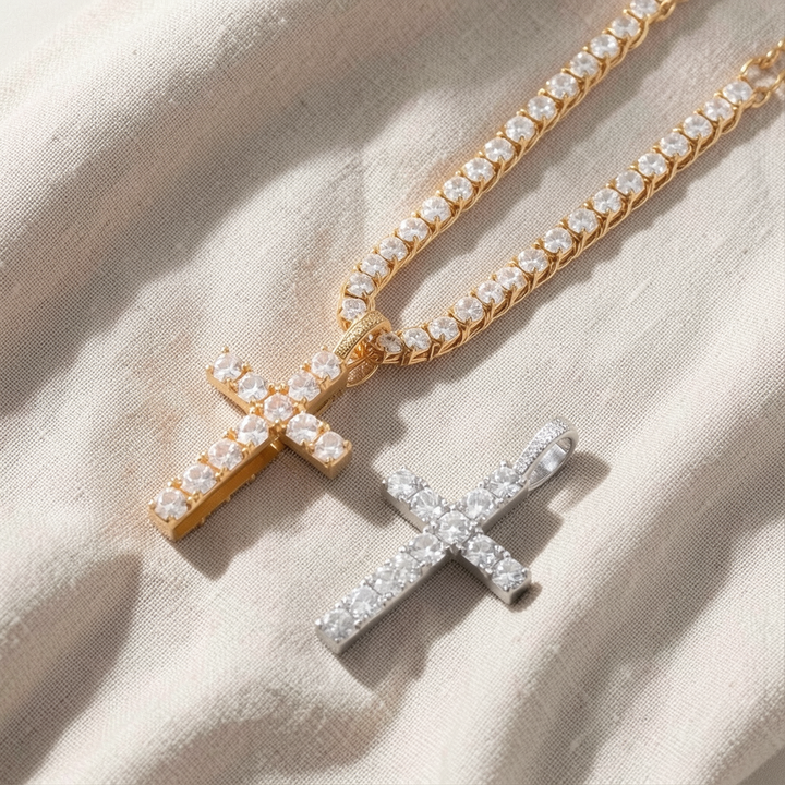 Cross Necklace | White Gold