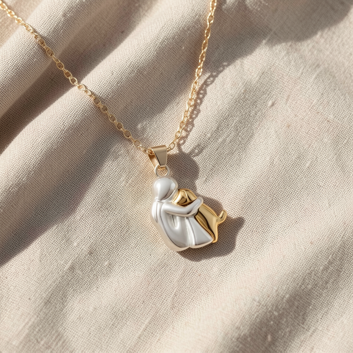 Hug Pendant Necklace