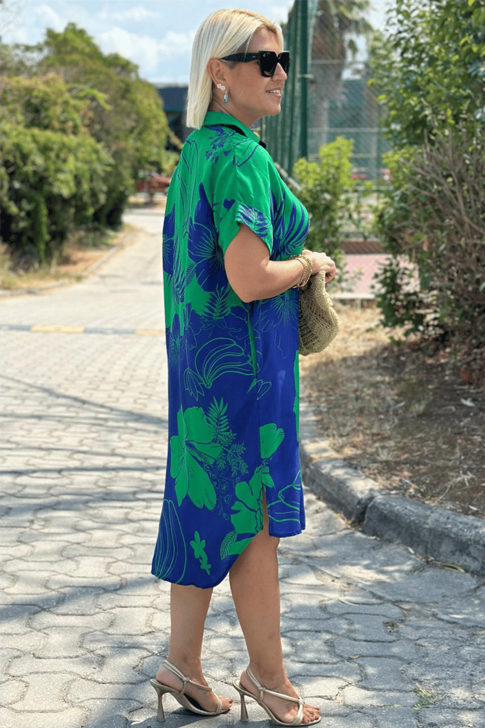 Naomi | Dress with floral print